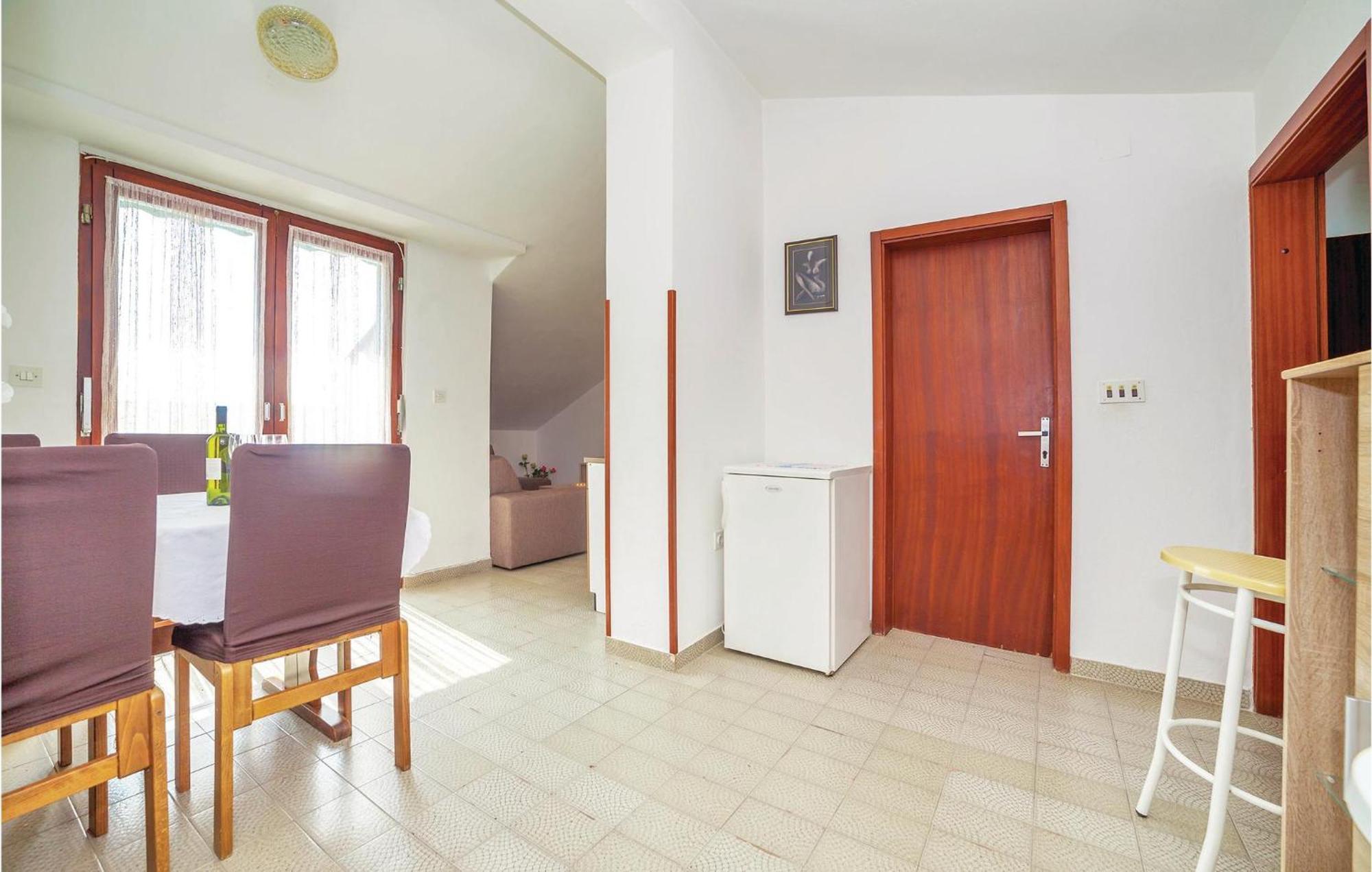 2 Bedroom Amazing Apartment In Crikvenica Exterior photo