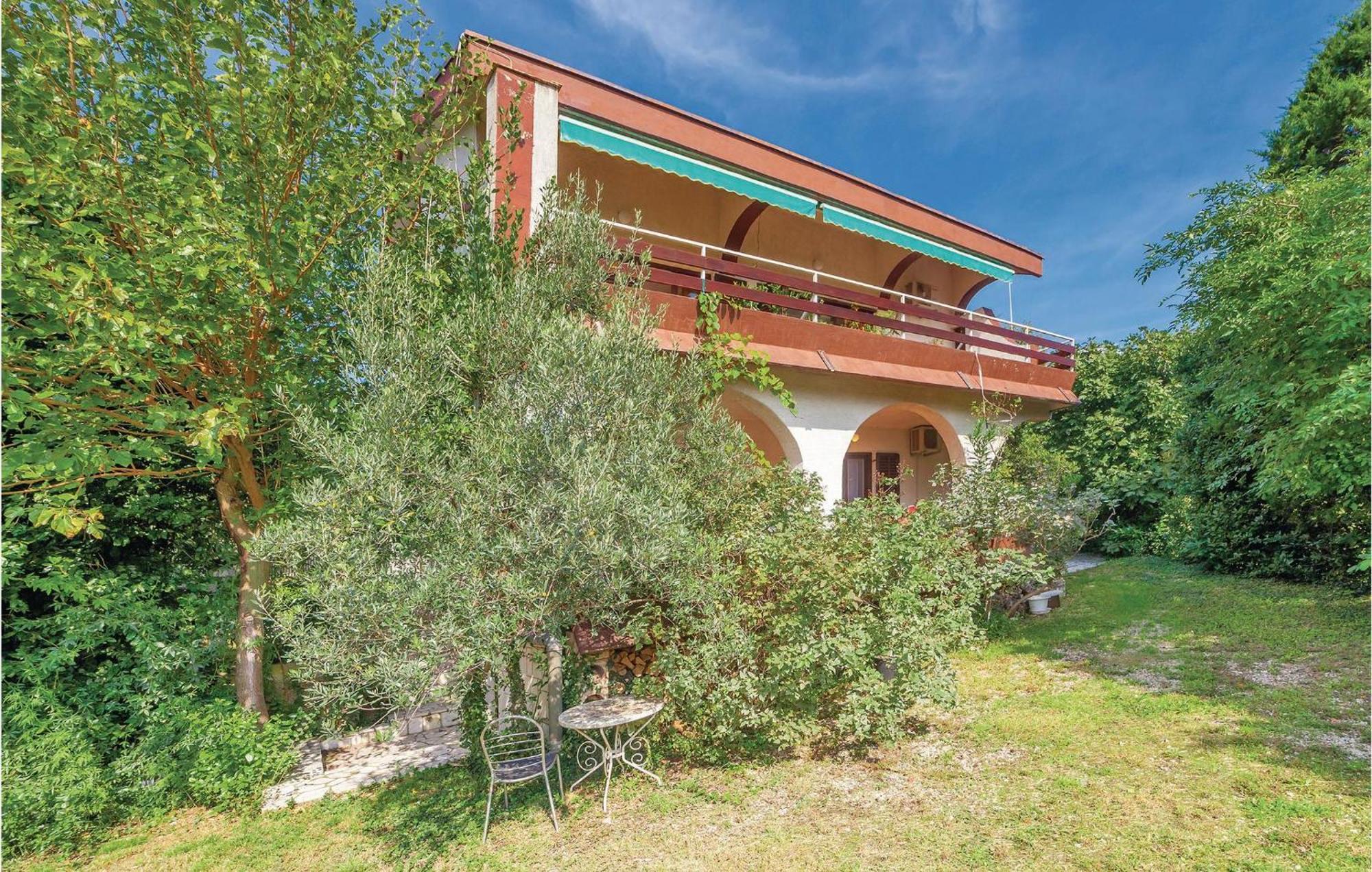 2 Bedroom Amazing Apartment In Crikvenica Exterior photo