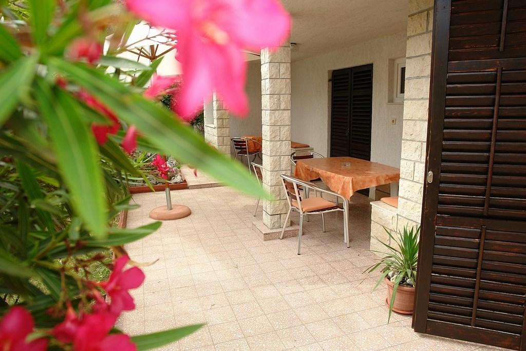 2 Bedroom Amazing Apartment In Crikvenica Room photo
