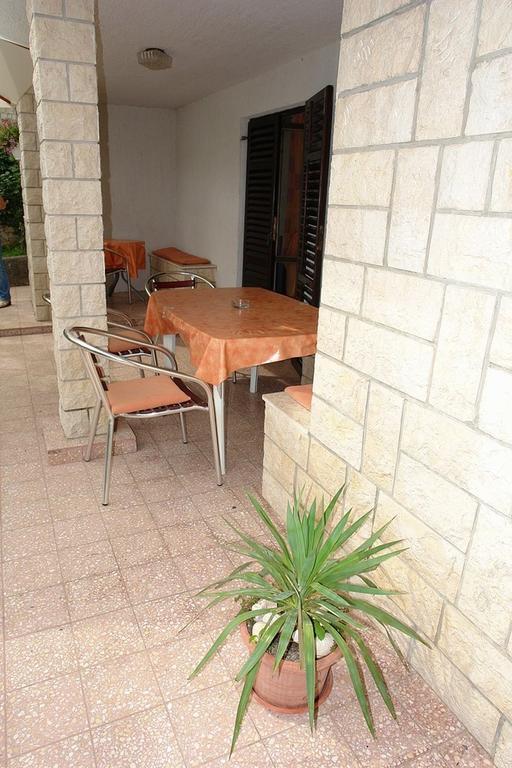 2 Bedroom Amazing Apartment In Crikvenica Room photo